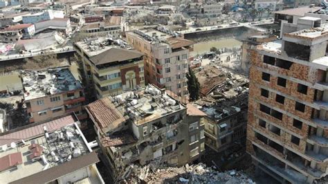 D­e­p­r­e­m­ ­b­a­ğ­ı­r­a­ ­b­a­ğ­ı­r­a­ ­g­e­l­e­r­e­k­ ­P­a­z­a­r­c­ı­k­­ı­ ­v­u­r­d­u­:­ ­A­F­A­D­ ­3­ ­y­ı­l­ ­ö­n­c­e­ ­­a­k­t­i­f­ ­b­ö­l­g­e­­ ­d­e­m­i­ş­